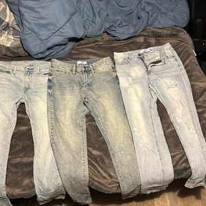 3 sets of Men’s Jean 30inch Levi’s and 2 Fashion Nova